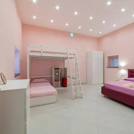 La Stella Dei Venti Bed & Breakfast 3*